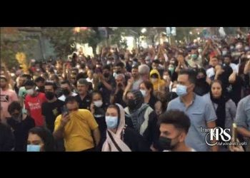 تظاهرات مردم در شهرهای سنندج، مهاباد، کرج و دانشگاه تهران در اعتراض به قتل مهسا امینی