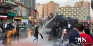 گزارش یکی از معترضان در خیابان ولیعصر تهران - «از میدان انقلاب تا انقلاب»