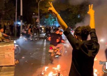 «حتی یکبار احساس پشیمانی نکردم و باز هم برای آزادی کشورم میجنگم»؛ نامه تکاندهنده یک جوان معترض پس از آزادی