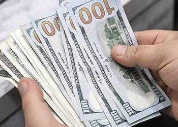 کانون حقوق بشر ایران-چشم‌انداز افزایش نرخ دلار به بیش از ۶۰ هزار تومان!