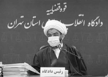 ایمان افشاری قاضی که پرونده‌ها را نخوانده و با جان محکومان بازی می‌کند