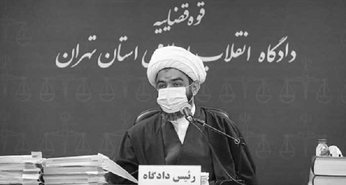 ایمان افشاری قاضی که پرونده‌ها را نخوانده و با جان محکومان بازی می‌کند