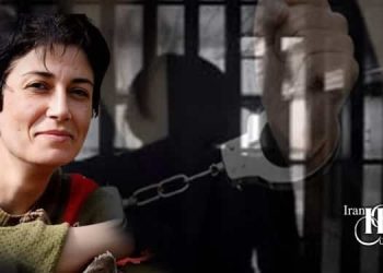 زندانی سیاسی پخشان عزیزی، محرومیت ۲هفته‌ای از تماس و ملاقات با خانواده