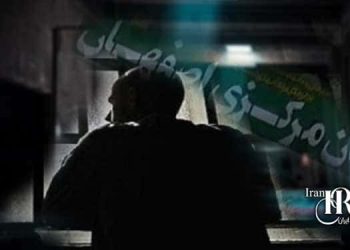 انتقال زندانی سیاسی هادی مختاری به زندان دستگرد اصفهان