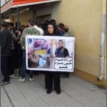 مرگ مشکوک کریم قلندرپور در دیزل‌آباد کرمانشاه؛ دادخواهی مادر در مقابل زندان