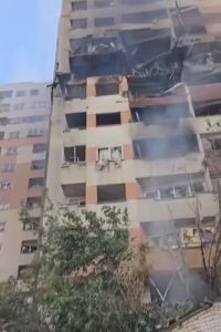 حمله هوایی اسرائیل به تأسیسات هستهای و فرماندهان نظامی