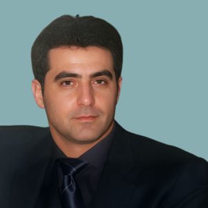 آنان که بر سر جان خویش با هیولای ولایت چانه نزدند به یاد بهروز احسانی و مهدی حسنی