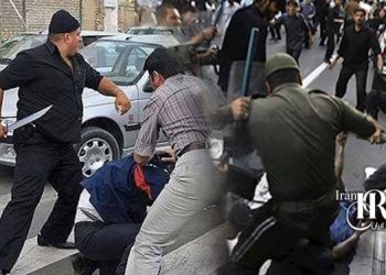 اراذل و اوباش؛ بازوی ایجاد رعب و وحشت و سرکوب مردم
