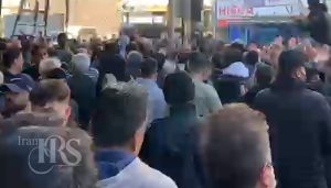اعتراض و اعتصاب گسترده در بازار بزرگ تهران؛ کسبه در واکنش به گرانی مغازه‌ها را بستند
