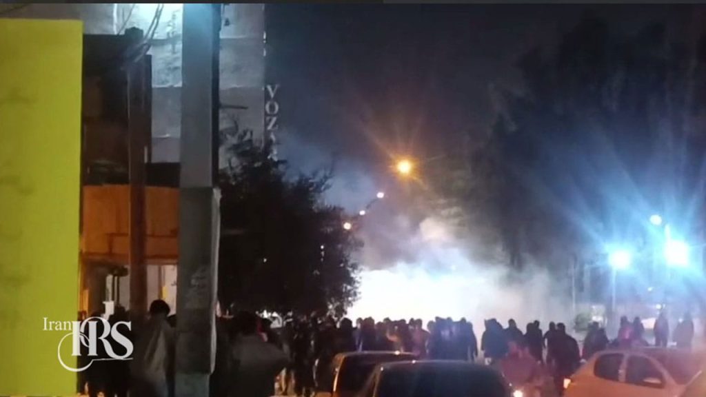 اعتراضات سراسری در خوزستان؛ گزارش‌هایی از دفن جمعی، بازداشت کودکان و استفاده از مدارس به‌عنوان بازداشتگاه