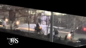 فیلم شلیک از فاصله یک متری به معترضان در مشهد؛ سندی دیگر از سرکوب خونین اعتراضات سراسری ۱۴۰۴ + عکس‌ها
