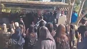 بازداشت خانواده‌ها و آیین‌های اعتراضی در شیراز؛ چهلم جان‌باختگان اعتراضات سراسری زیر سایه تدابیر امنیتی
