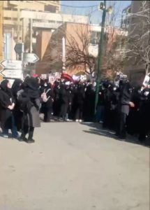 دانشجویان در خط مقدم اعتراض؛ موج تازه تجمع‌ها در الزهرا، شریف و دانشگاه تهران