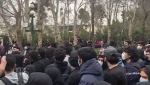 موج تازه اعتراضات دانشجویان در دانشگاههای کشور؛ از شریف تا مشهد