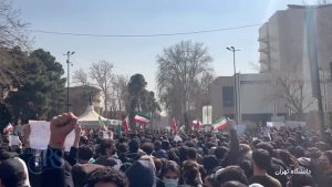 دانشجویان در خط مقدم اعتراضات سراسری ۱۴۰۴؛ موج تازه تجمعات در دانشگاه‌های کشور