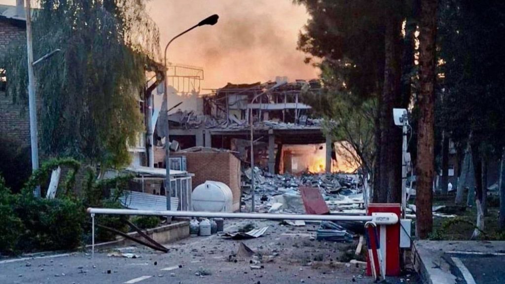 جنگ وارد سی‌وچهارمین روز شد؛ ادامه حملات، افزایش قیمت نفت
