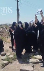 زندان قزلحصار؛ هفتمین روز اعتصاب غذای زندانیان واحد ۲ با حمایت خانوادهها و شعار «حق جوانان ایران زندان و اعدام نیست»