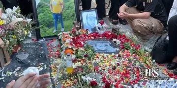 چهلم عارف خوشکار در بهشت‌زهرا؛ «این گل پرپر شده، هدیه به میهن شده»