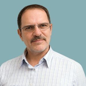 تبعید حجت علیزادگان از زندان یزد به زندان سراوان؛ محرومیت از دارو در شرایط وخیم جسمانی